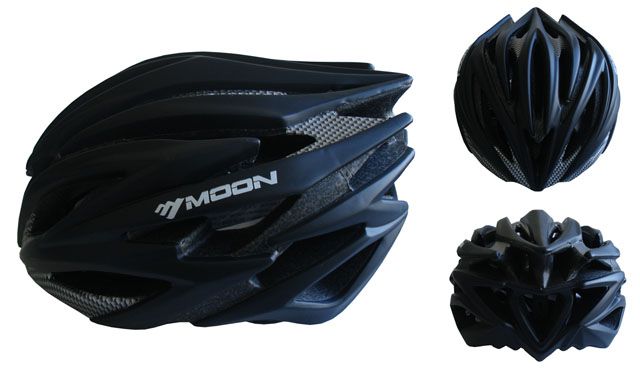 Cyklistická helma veľkosť M - čierna