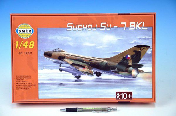 Model Suchoj SU - 7 BKL 1:48 v krabici 35x22x5cm