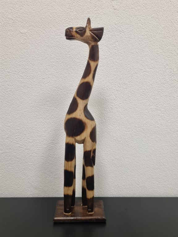 Dřevěná socha žirafa, 40 cm