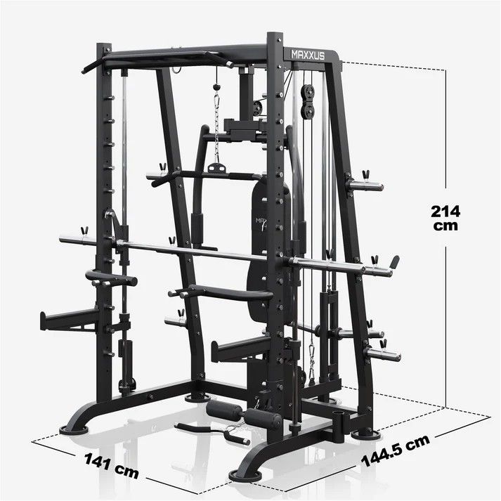 Multipress s lavicí, kladkovým systémem a vedenou osou na bílém pozadí s rozměry stroje 141x144,5x214 cm
