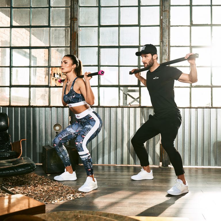 Gorilla Sports Záťažová tyč, červená, 6 kg